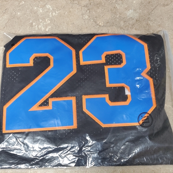 ποΈ Jordan Space Jam Jersey - Picture 5 of 7